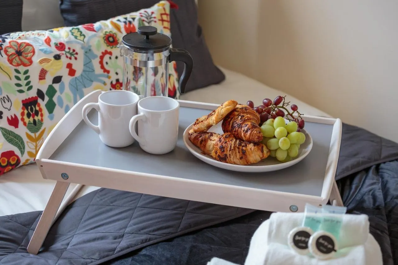 Ocean Way Apartment In Leith EDI